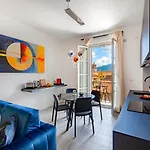 Tower View Luxury Apartment On The River