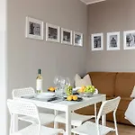 Pisa Station & Airport Modern Apartment