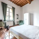 Hostly-Maison L\'Arancio-Large House Near The Tower