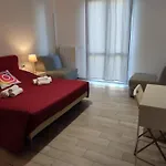 Guest House Web Room