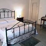 La Coccinella Guest House