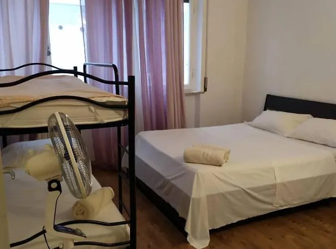 Camera Grande Rosa