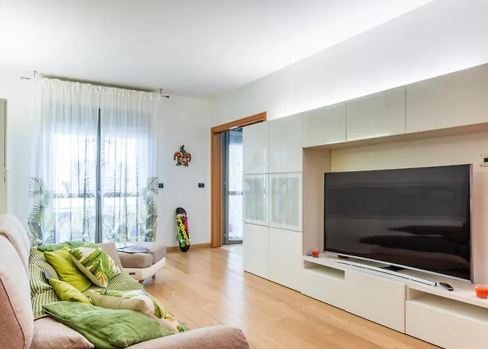 Porta A Mare Rock Apartment With Terrace