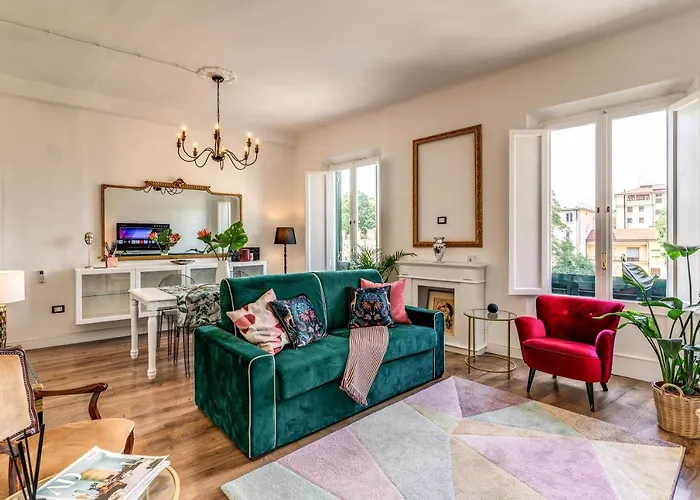 Aweshomeitaly - Pisa Park View Apartment