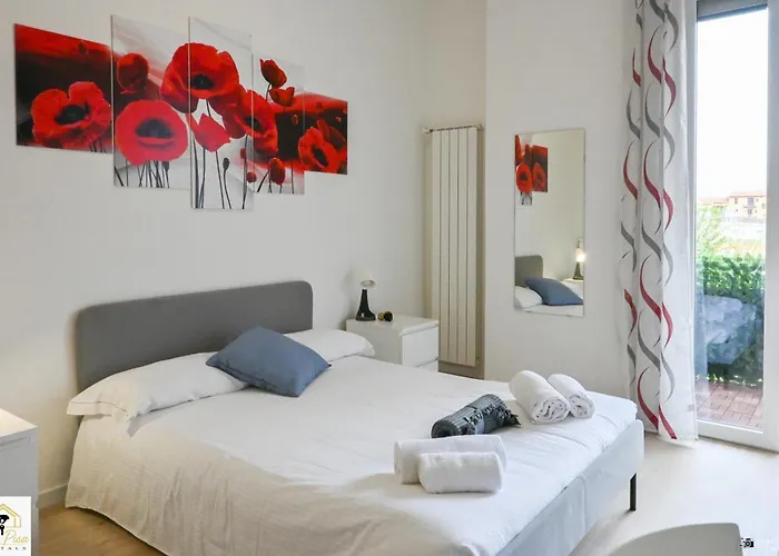 Inn Pisa Rentals - The Modern City Flat