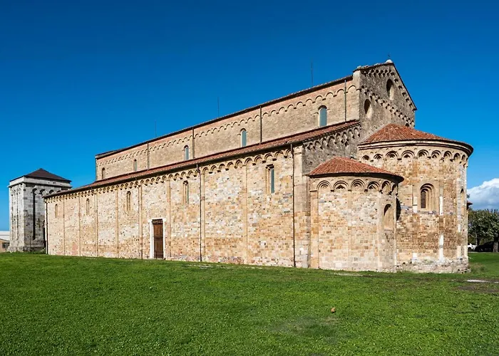 Pisa Art Apartment