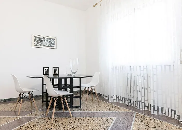 Altido Bright Penthouse For 6 Near Leaning Tower Of Pisa