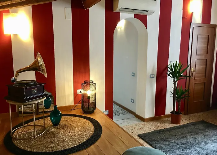 Aweshome Lungarno Bellavista Penthouse