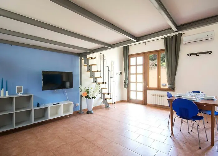 Altido Spacious Apt For 4 In Residential Area With Free Parking