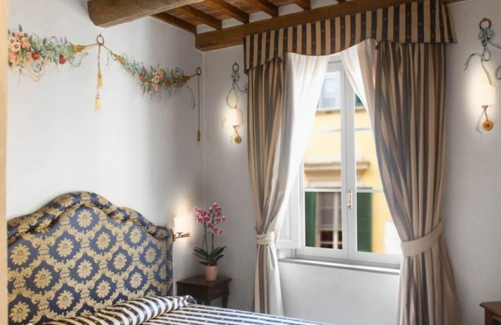 Relais Dell'orologio Pisa