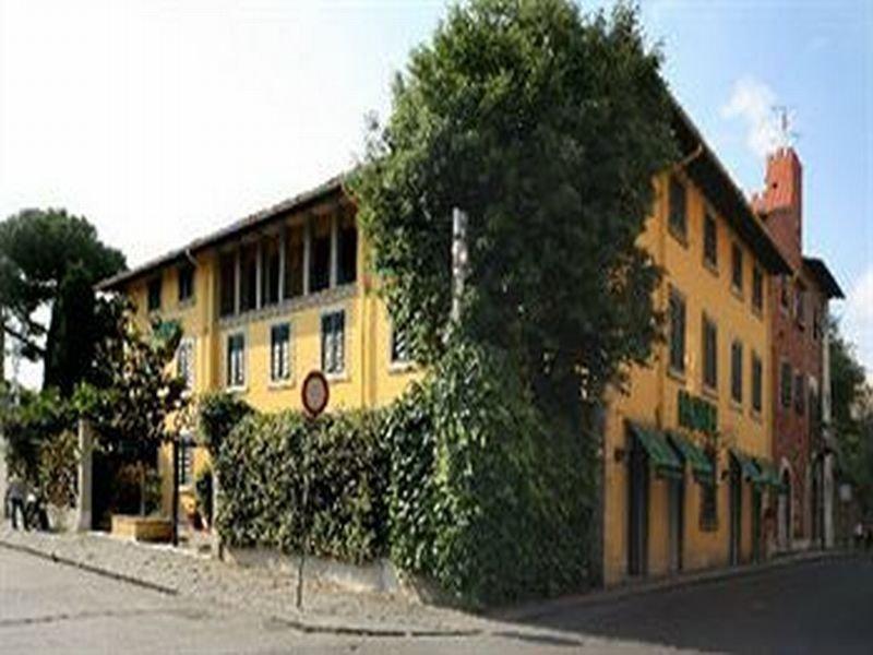 Ariston Hotel