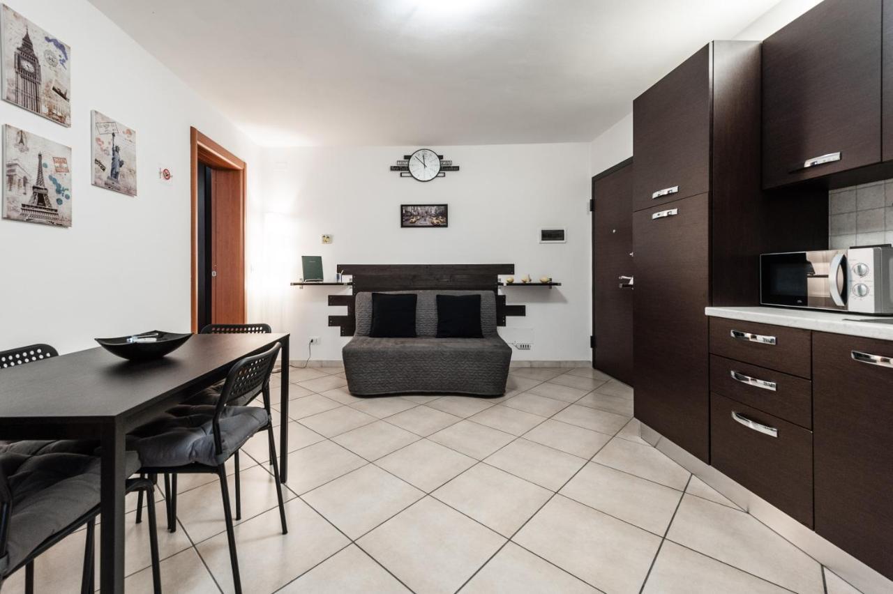 Apartment Lemon House Yellow Pisa