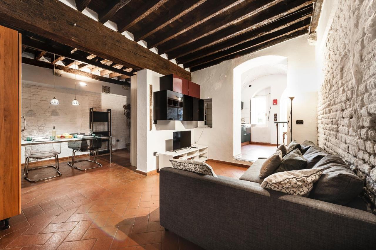 Apartment Hostly - Garden House Near The Tower - Historical House With Private Garden