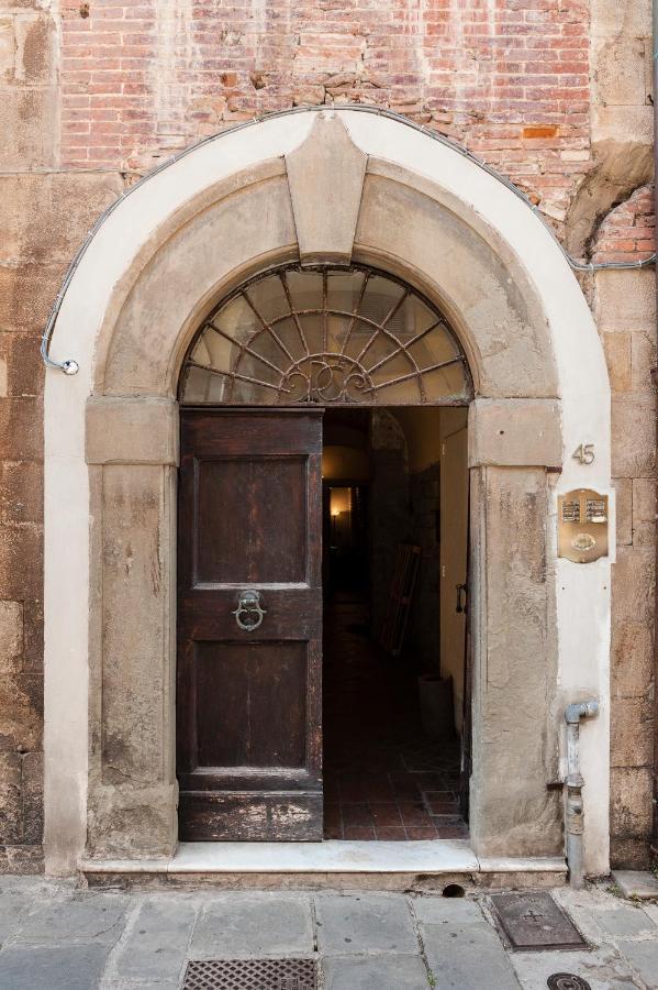 Hostly - Garden House Near The Tower - Historical House With Private Garden Pisa