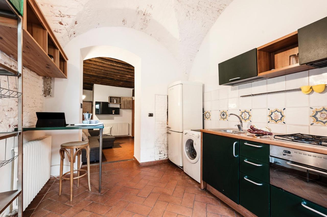 Hostly - Garden House Near The Tower - Historical House With Private Garden
