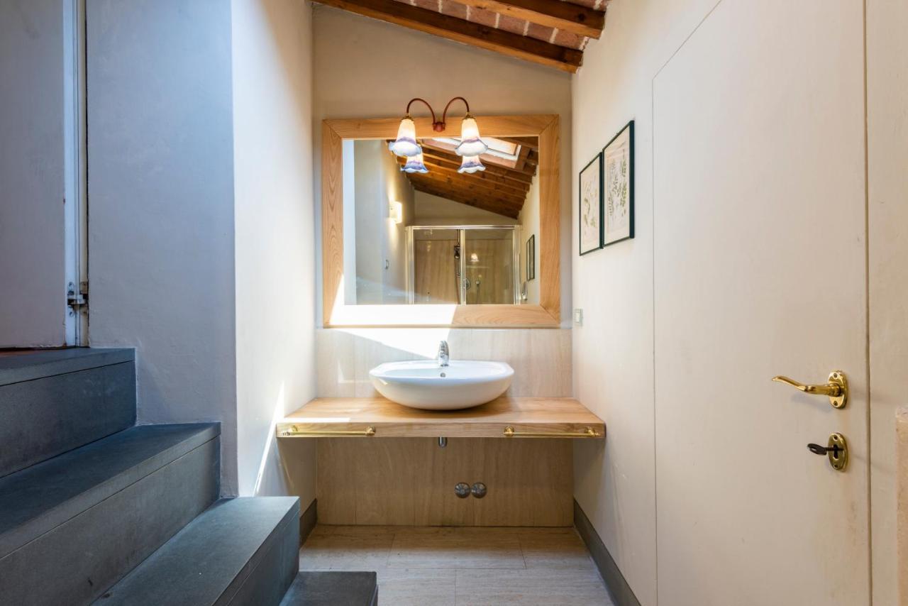 Nella Torre Del Poschi Penthouse With Roof Terrace