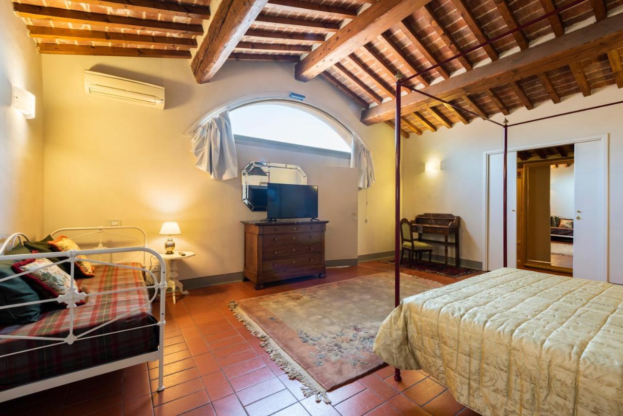 Apartment Nella Torre Del Poschi Penthouse With Roof Terrace Pisa