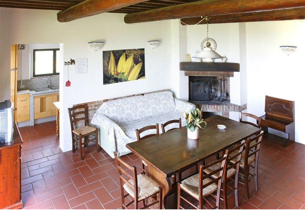 Granaio Borgo Di Colleoli