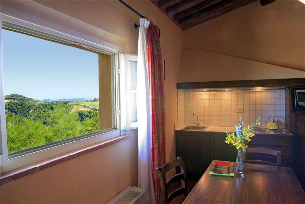 Granaio Borgo Di Colleoli