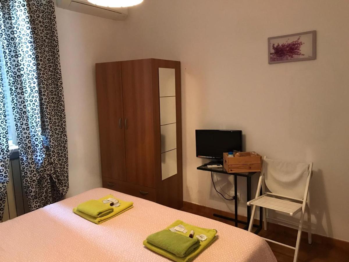 A Casa Di Lucia Bed & Breakfast 2*