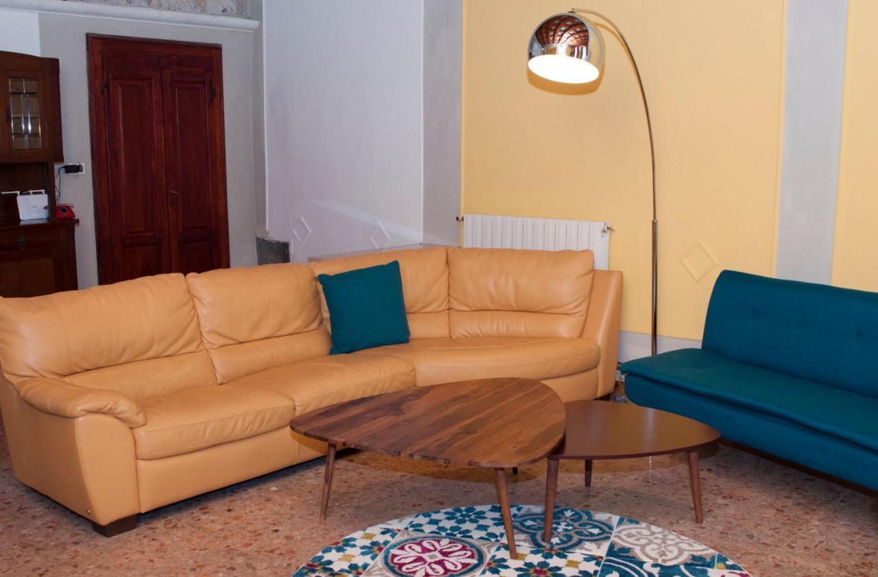 Bed & Breakfast Retro 3*