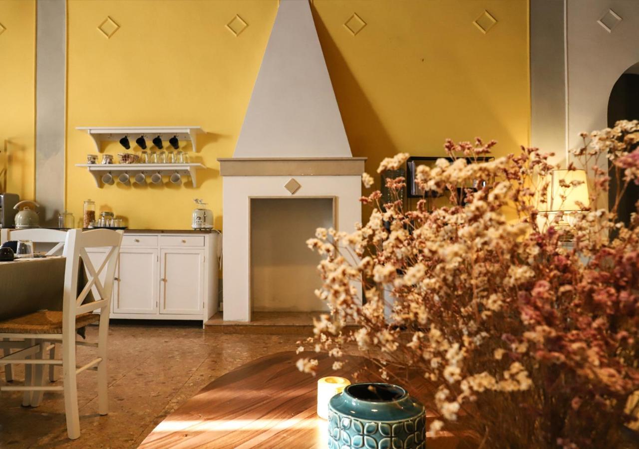 Retro Bed & Breakfast 3*