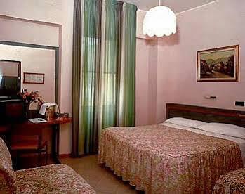 Di Stefano Hotel 3*
