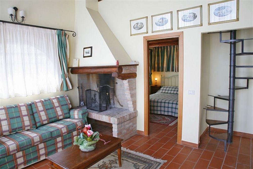 Resort Granaio Borgo Di Colleoli