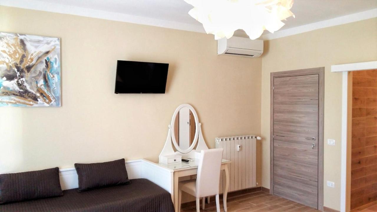 Acomodação com café da manhã  Pisa City Lodge *