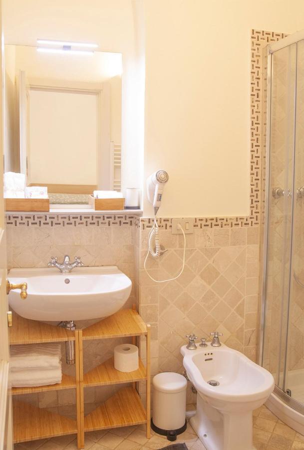 La Corte Di Lisa - Self Check-in 4* Pisa