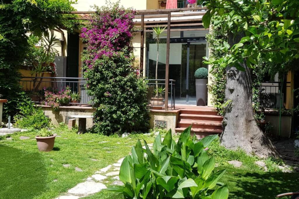 La Casa Con Piscina Riscaldata Interna Anna Luxury Garden Pisa