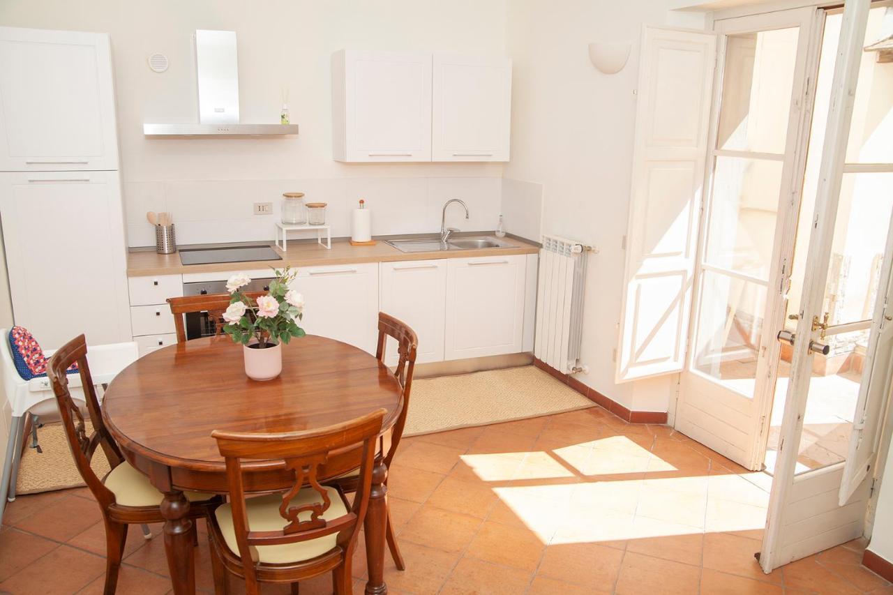 La Corte Di Lisa - Self Check-in Bed & Breakfast 4*