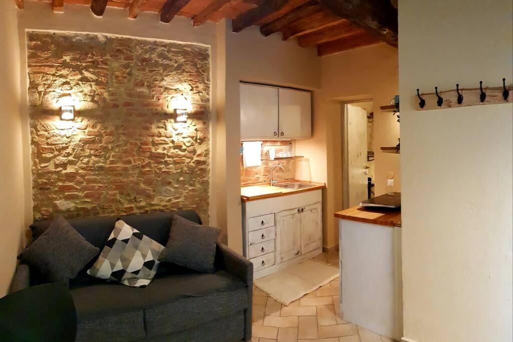 Tra Miracoli E Cavalieri Apartment Pisa