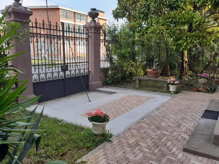 Magnolia Park Bed & Breakfast *