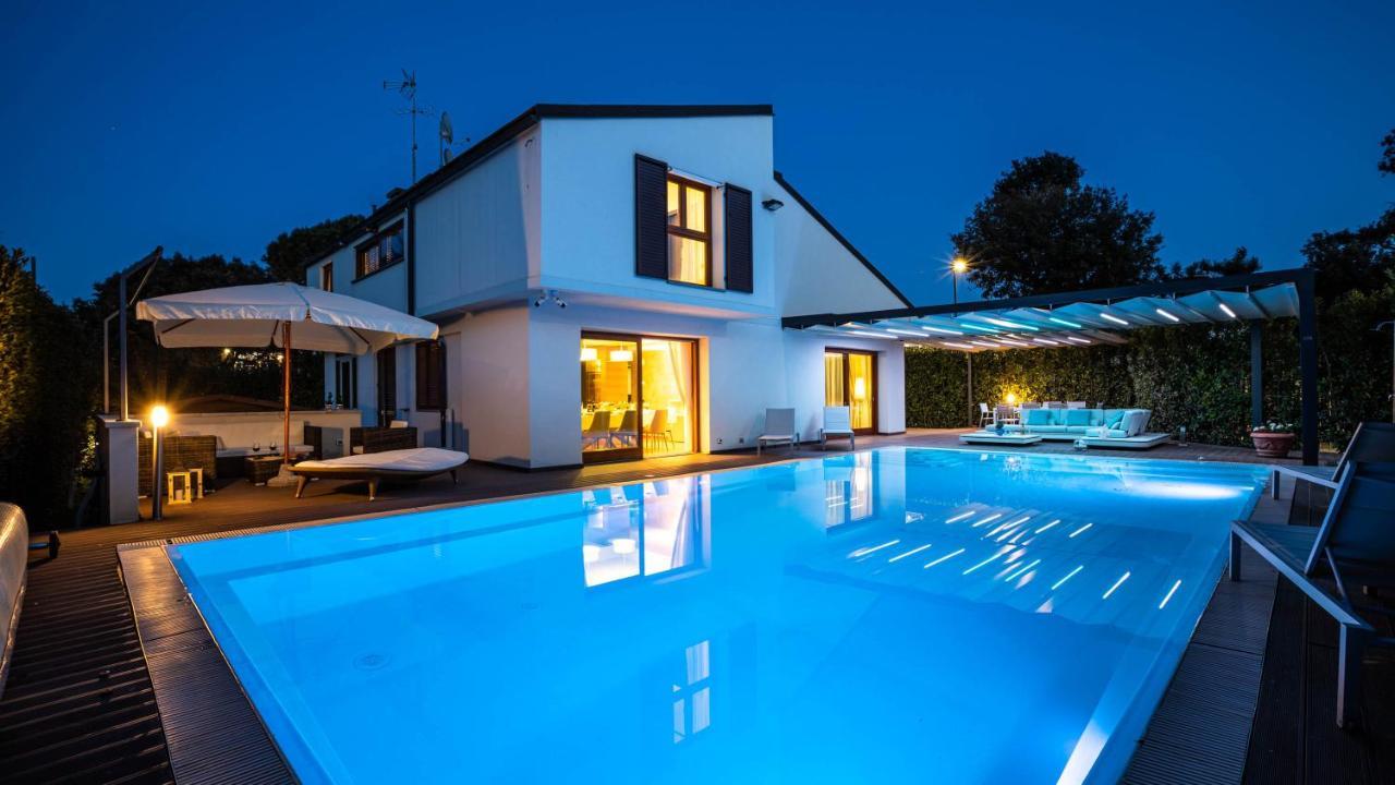Amace 8, Emma Villas Villa