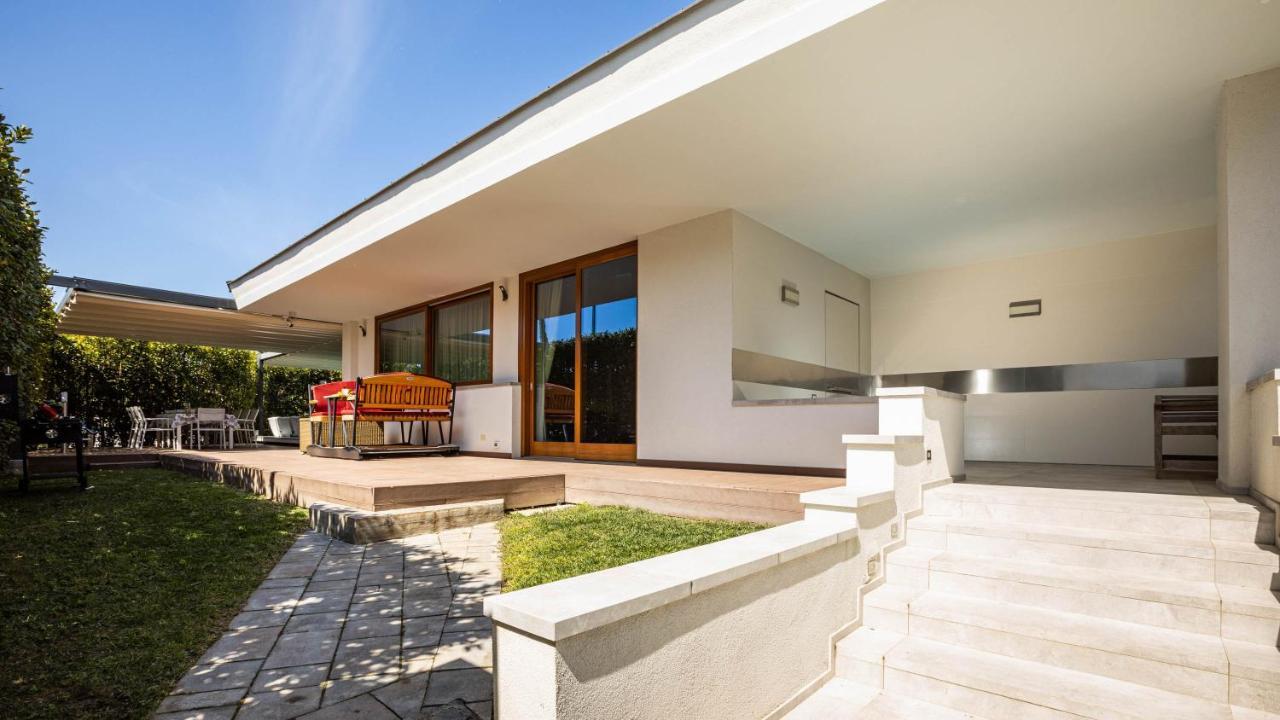 Amace 8, Emma Villas Villa Pisa