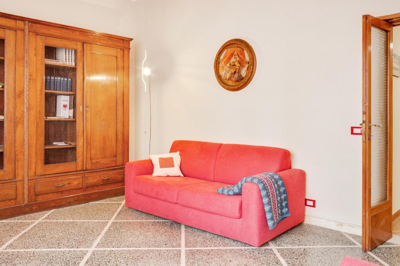 Keith Haring Cozy Pisa