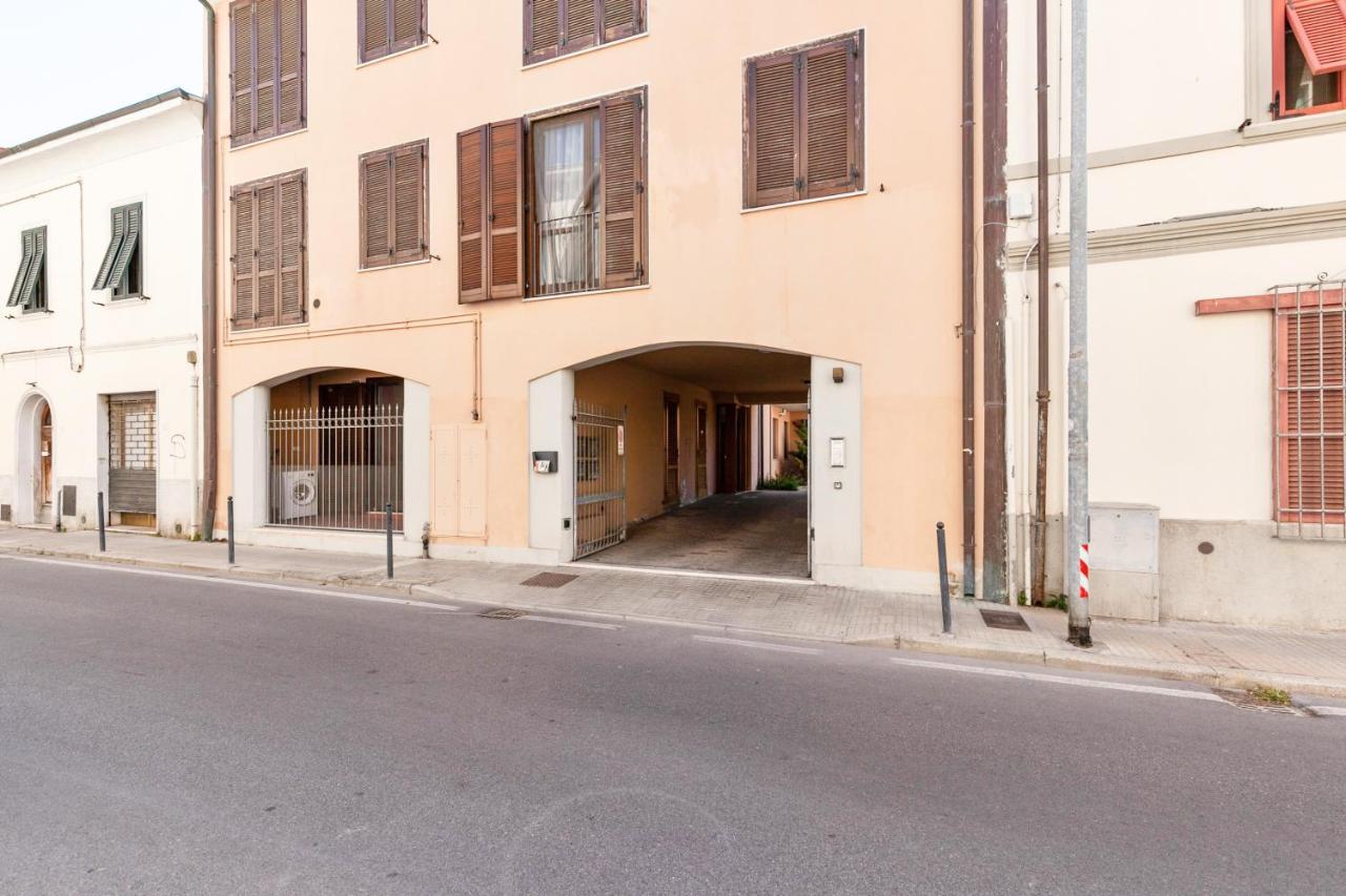 Pisa Airport & Station Cozy Flat - Private Parking * Pisa