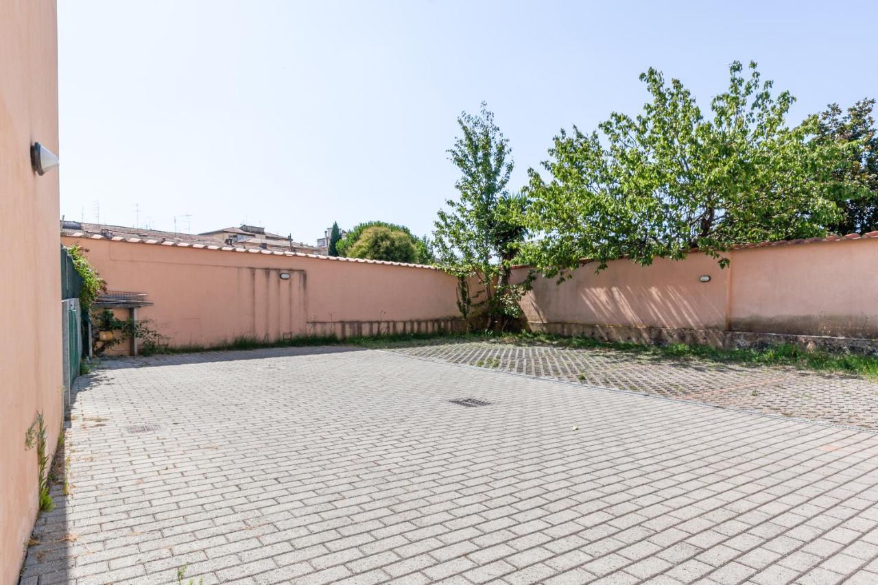 Pisa Airport & Station Cozy Flat - Private Parking Apartment Pisa