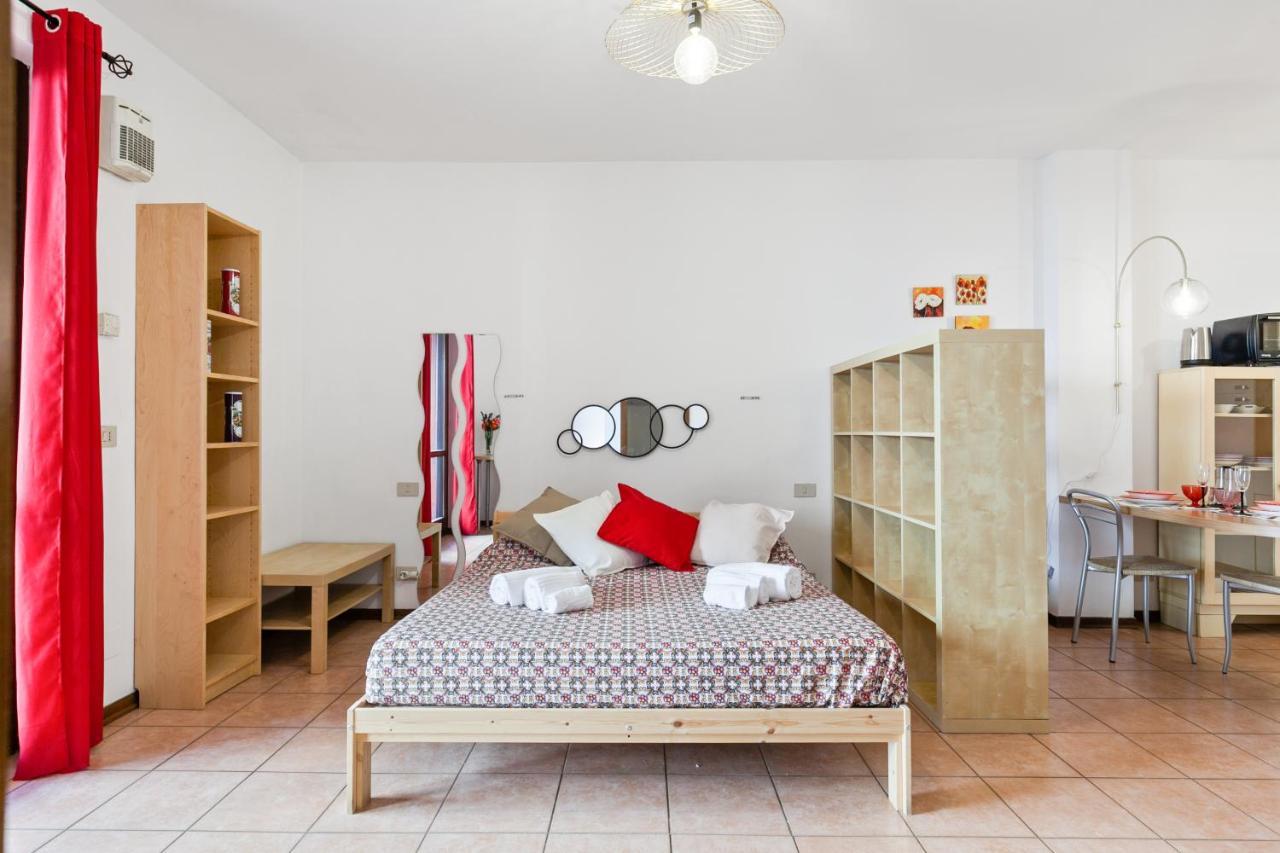 Pisa Airport & Station Cozy Flat - Private Parking Apartment *