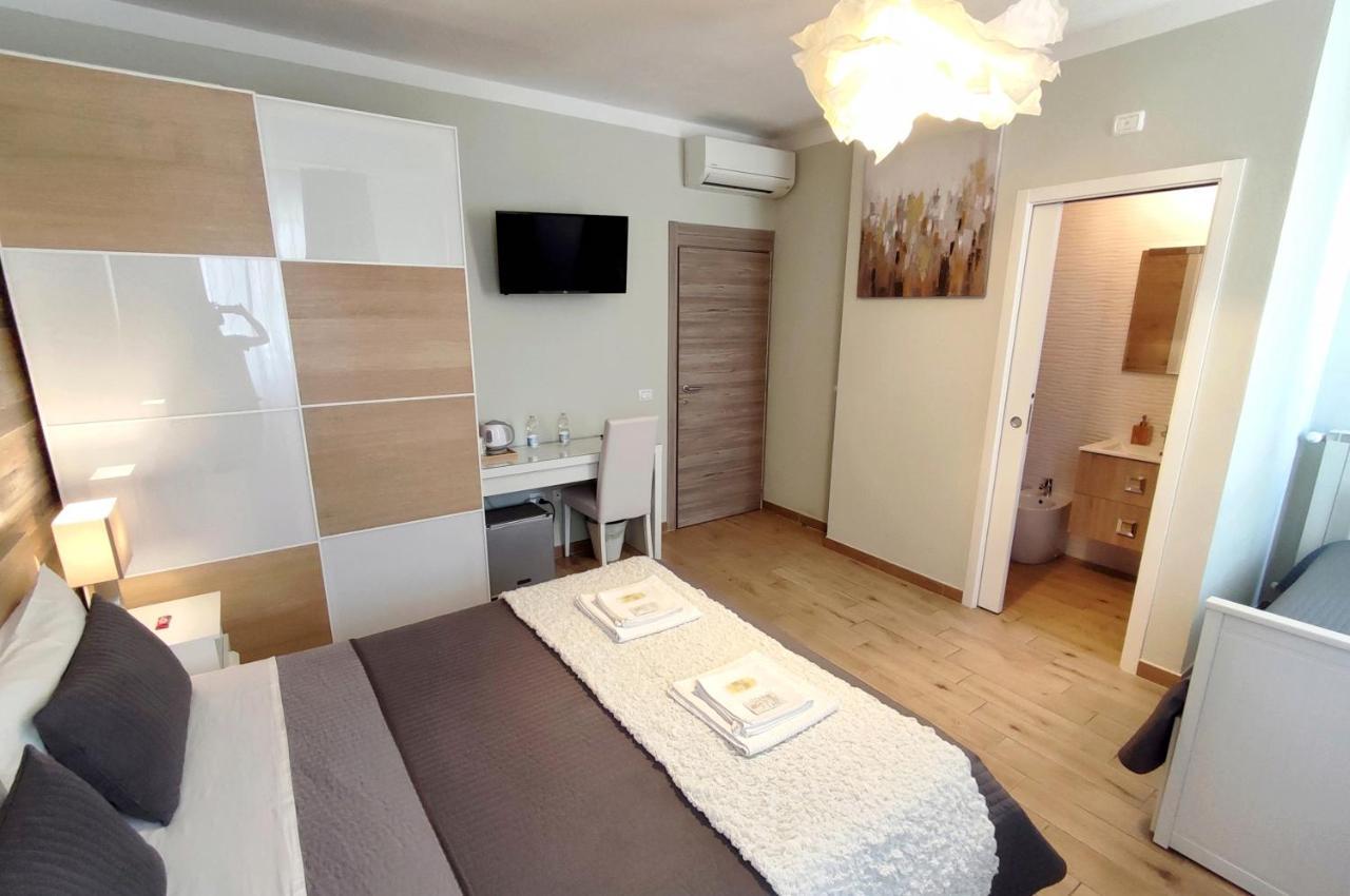 Pisa City Lodge Acomodação com café da manhã 