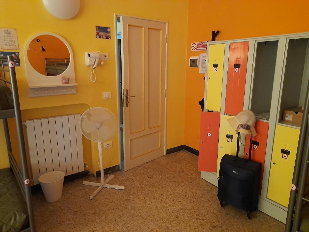 Hostel Train Station Pisa