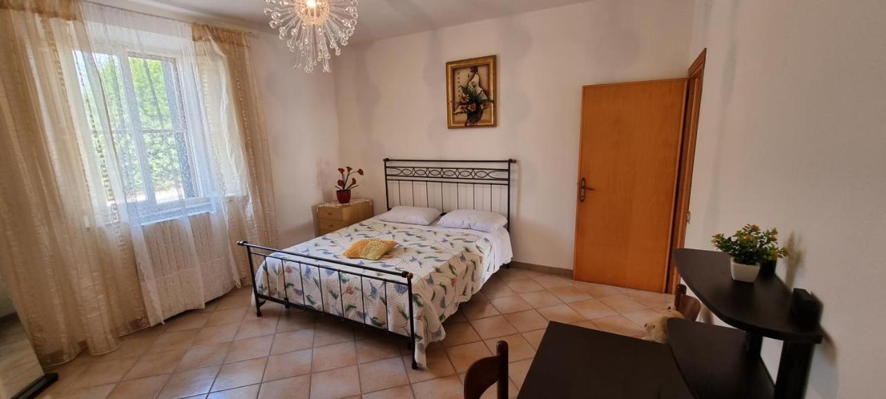 Casa de hóspedes Town 2 *