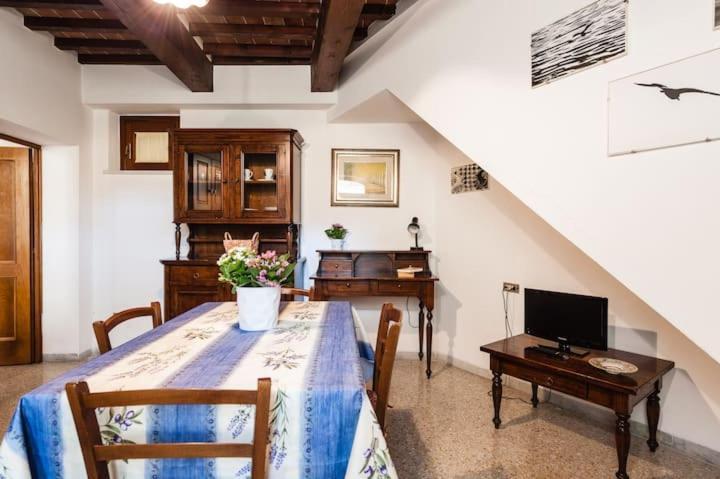 Domus Aparthotel *