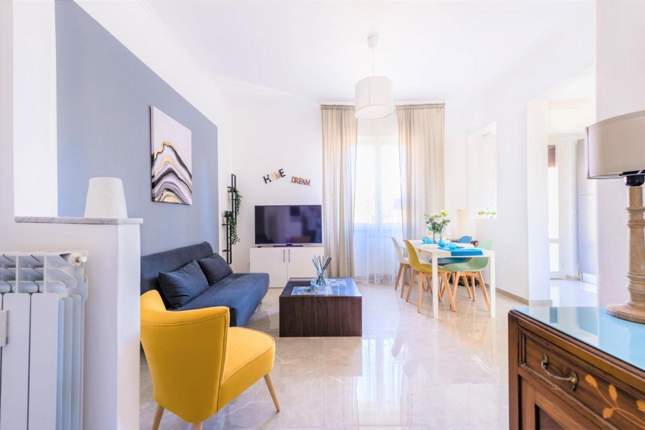 Apartment Hostly - Colorhome Midtown - Unique 3 With 3 Private Bathrooms *