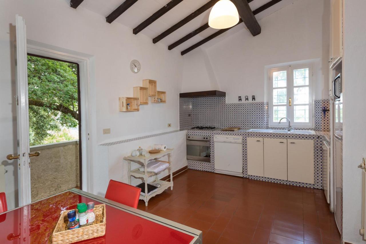 Villa Riparbella Villa *