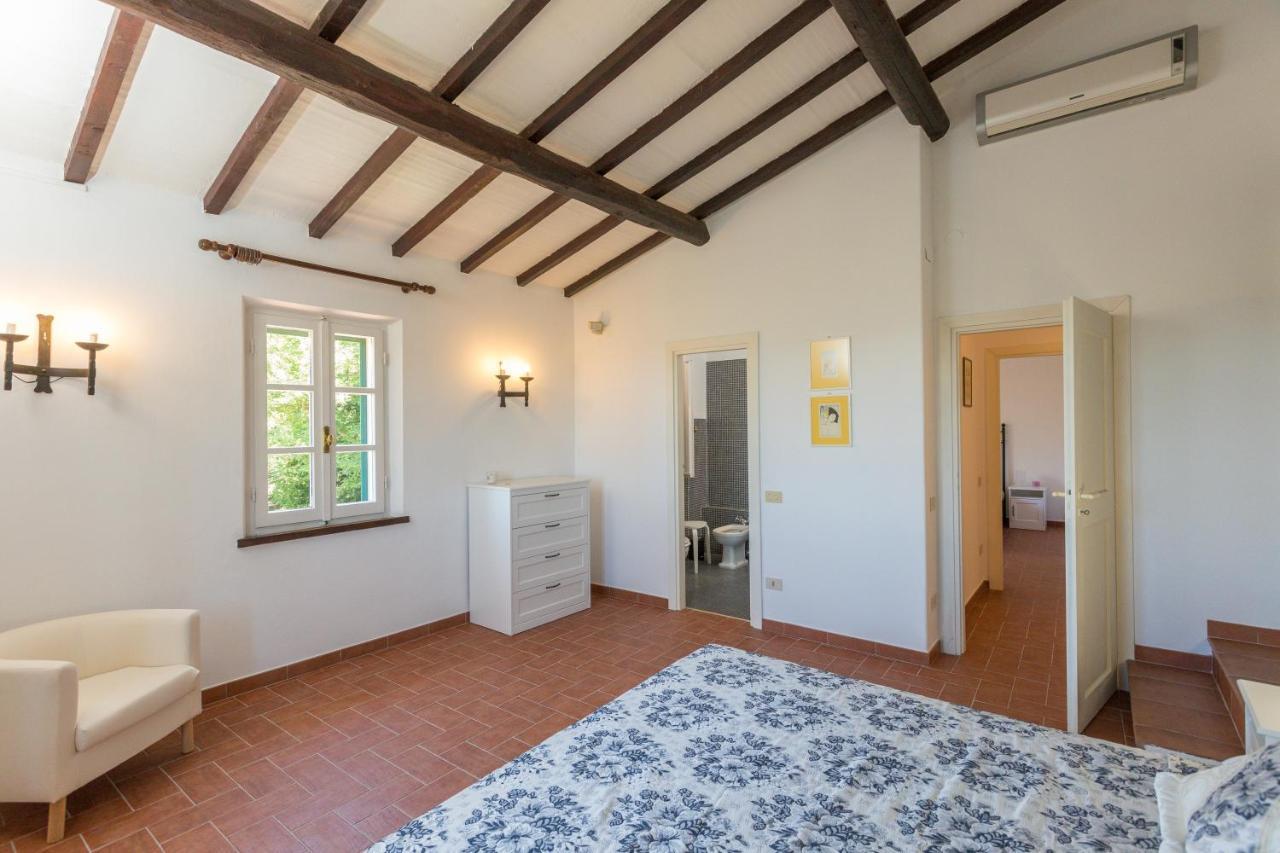 Villa Villa Riparbella