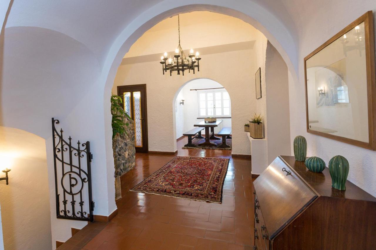 Villa Riparbella Villa *