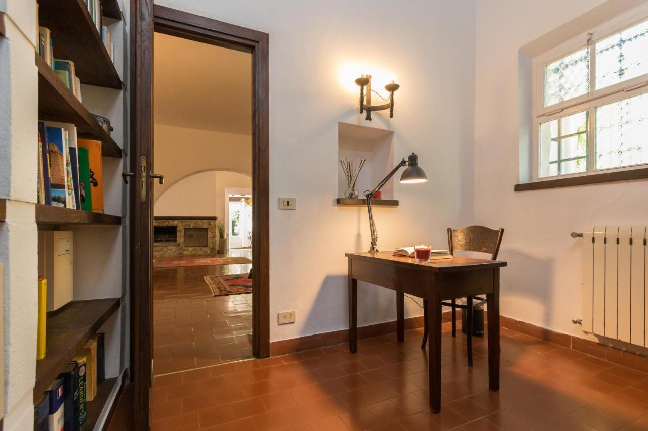 Villa Riparbella Villa *
