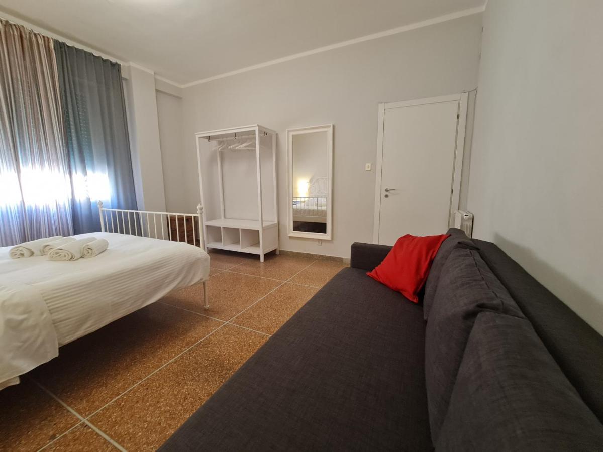 Lc Gramsci Guest House Self Check-In Gasthof *